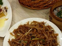 -粤仔湾砂锅粥(广益哥伦布店)