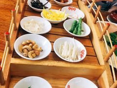 -桥香园过桥米线(国贸店)