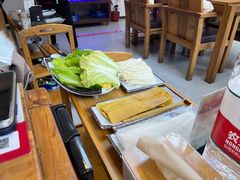 -毛辣果·贵州红酸汤牛肉火锅(西单店)
