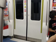 -铁西广场(地铁站)