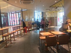 大堂-麦当劳(津南吾悦广场店)