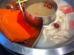 -王婆乔鲜鱼自助火锅(蜀汉路店)