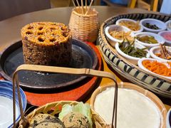 -包整·丝娃娃(一览甲秀楼风景店)