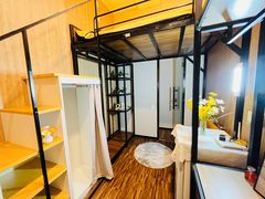 -魔方公寓(碧云国际店)