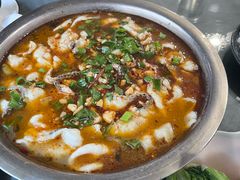 金良招牌酸菜鱼-金良酸菜鱼(宁海路总店)