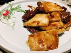 黑椒牛仔骨炒年糕-绿茶餐厅(乐峰广场店)