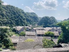 -高荡千年布依古寨旅游景区