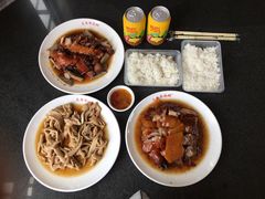 烧鹅四分之一只、叉烧拼鹅肝、鹅肠半份、柠檬茶、白饭-黄连大头华烧鹅店(大良店)