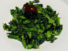 -小河公主秘制烤羊腿(小绿谷店)