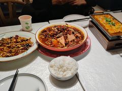 -辣小妮de川菜馆(红旗Mall店)