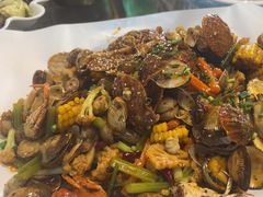 -东来菜馆•手抓海鲜家常菜•海鲜锅贴(鸽子窝店)