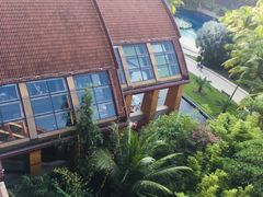 -三亚湾海居铂尔曼度假酒店