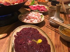 -白乐天毛肚火锅馆(解放碑店)