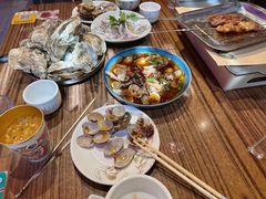-蚝堡海鲜·威海菜·海肠捞饭·烧烤·亚洲吃蚝公司(幸福门店)