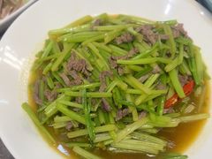 -洛东土菜馆(建国北路店)