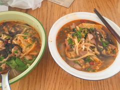 -丽丽三鲜螺蛳粉(田林路店)