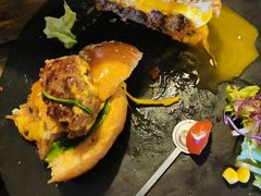 -HIGH FIVE哈福手工汉堡(桂林路店)