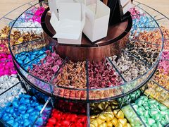 -Laderach 莱德拉(上海环贸iapm店)