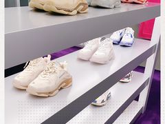 -BALENCIAGA(德基广场店)