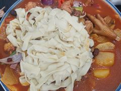 -撒拉人家.酸菜牦牛肉火锅