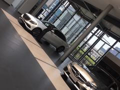 -杭州中升之星奔驰4S店(滨江店)