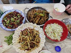 -江城燕子大排档(江汉路步行街店)