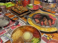 -青瓦炭韩潮烤肉(花园道店)