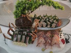 -鼎泰亨·海鲜牛肉餐厅(滨江店)