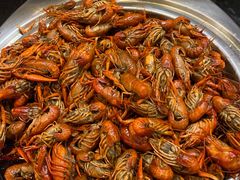 麻辣小龙虾-好伦哥(温都水城店)