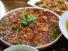 招牌仔姜鲜锅兔-又见小河浜·盐帮川菜(松江商业广场店)