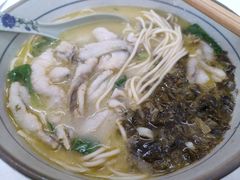 招牌黄鱼面-明呈黄鱼面馆(斜土路店)