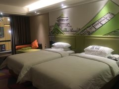 -西安钟楼北大街希尔顿欢朋酒店