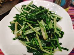 -香巴拉云南餐厅(华莱坞店)