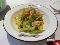 -峨嵋酒家总店(车公庄店)