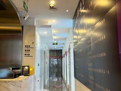-跃动游泳健身俱乐部(新华传媒店)