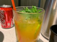 路易百香果水果鲜茶-鸣记脆皮烤鱼(岐山路店)