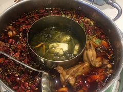 -蛙两只美蛙鱼头火锅(恒茂店)