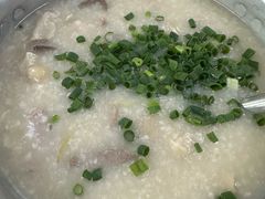-洲心明记烧肉大粥(总店)