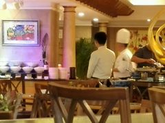 -国宾酒店-花园咖啡自助餐厅(北营房中街店)
