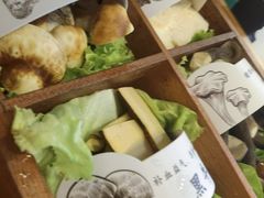 -椰子湾·海南火锅·糟粕醋·椰子鸡(正大广场店)