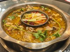 -黑河坝泡姜鸡贡椒鱼(贾旗路店)