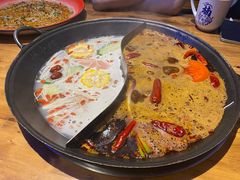 菌汤鸳鸯锅-楠火锅(广州总店)