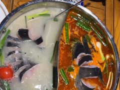-快活林酸汤鱼鲜品火锅店(甲秀楼店)