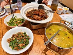 -黄泥岗·地道湖北菜(奥特莱斯店)