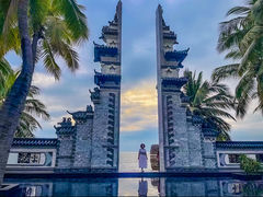 -鹿回头风景区