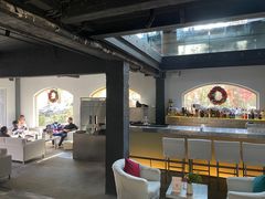 -穹六人间 people 6(岳阳路店)