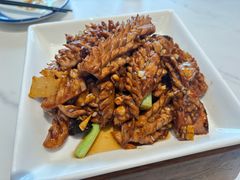 -梅飞酒家(名辉豪庭店)
