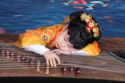 点击看大图 -后宫·古装汉服京剧儿童亲子全家福摄影