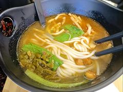 -桂在香知桂林米粉(红博中央公园店)