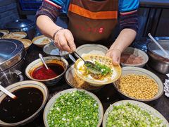 -好吃街美食城(八一广场店)